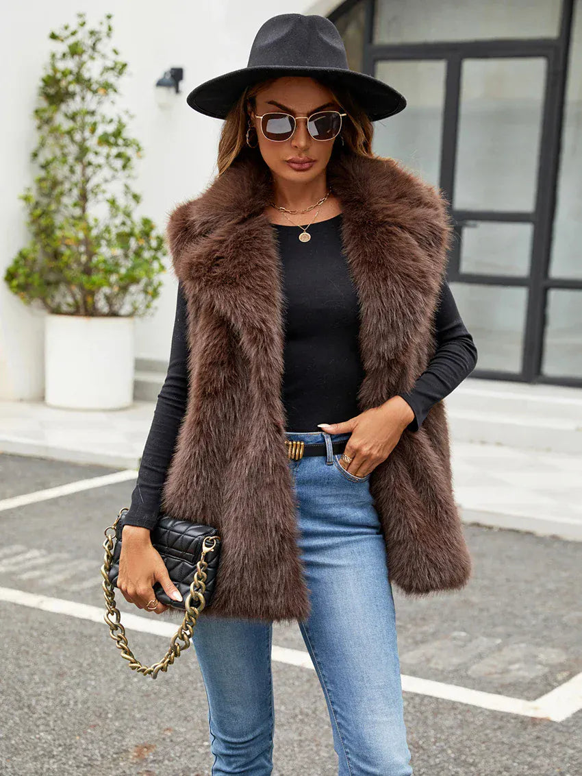Faux Fox Fur Vest with Turn-Down Collar - Sleeveless Winter Coat