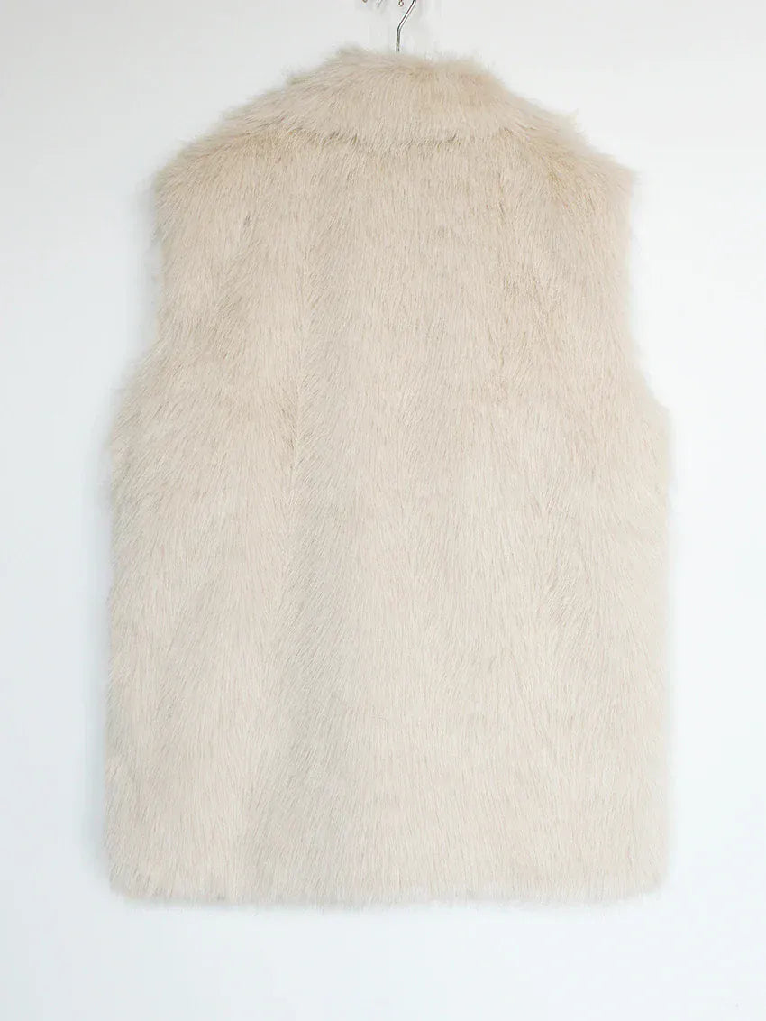 Faux Fox Fur Vest with Turn-Down Collar - Sleeveless Winter Coat